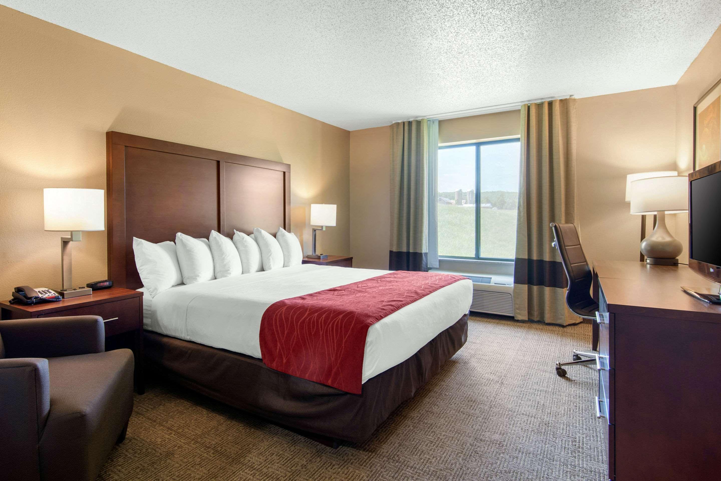 Comfort Inn & Suites Cooperstown - Milford Exterior foto