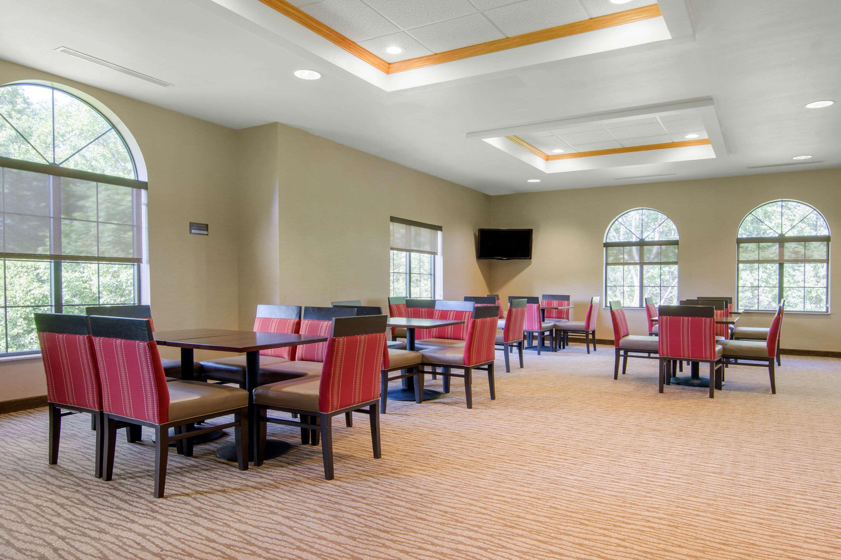 Comfort Inn & Suites Cooperstown - Milford Exterior foto